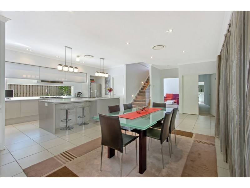 91 Parkwood Drive, Heathwood QLD 4110