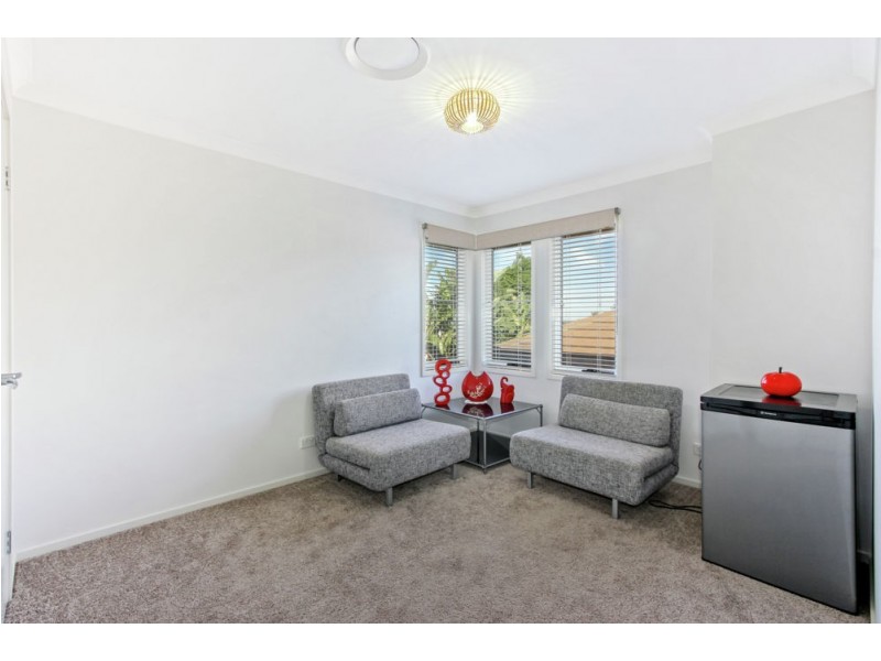 91 Parkwood Drive, Heathwood QLD 4110