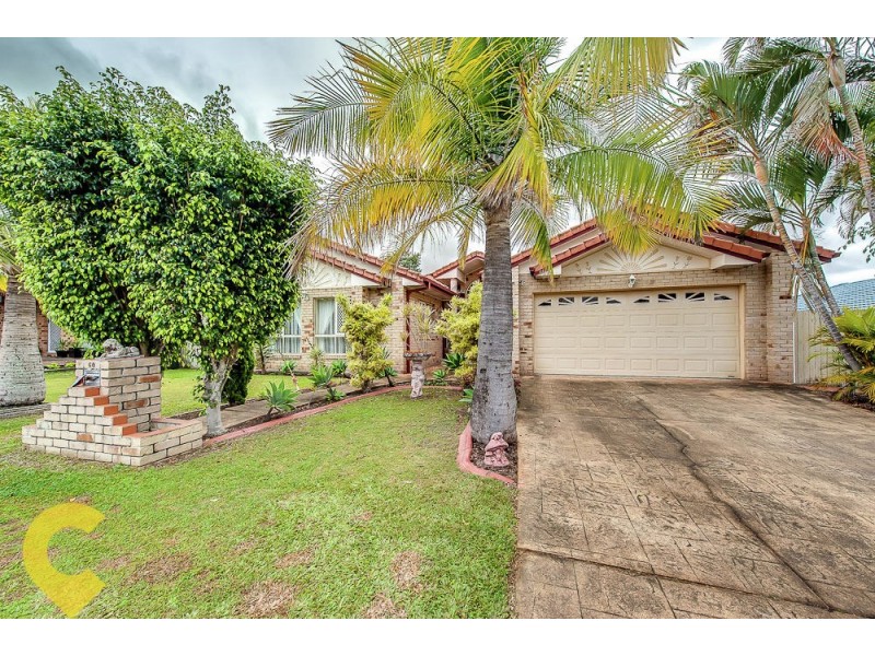 60 Lakeside Cr, Forest Lake QLD 4078