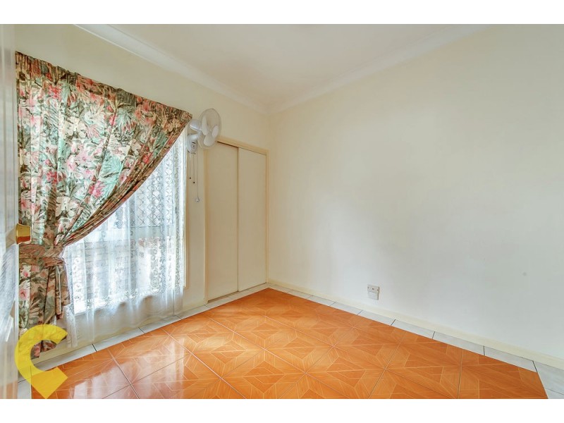 60 Lakeside Cr, Forest Lake QLD 4078