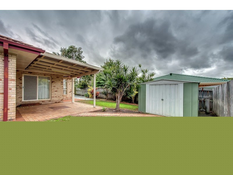 60 Lakeside Cr, Forest Lake QLD 4078