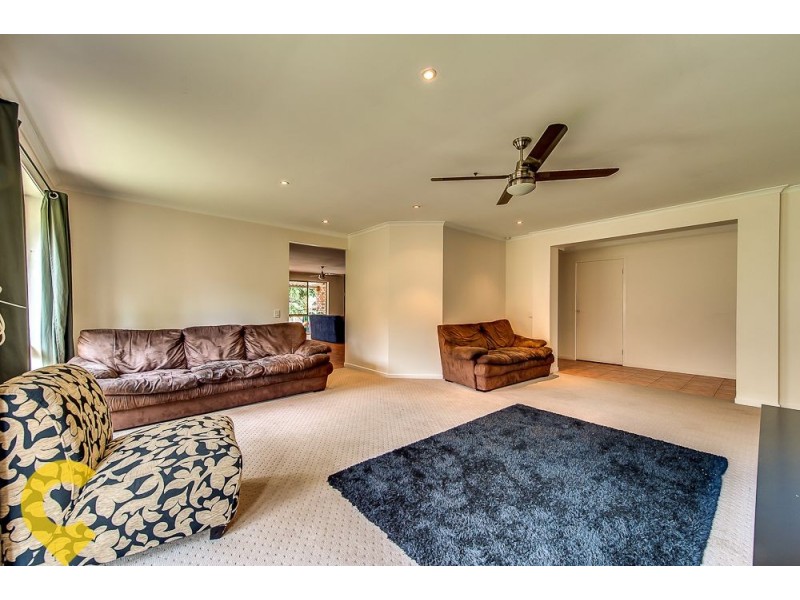 30 Richmond Place, Forest Lake QLD 4078