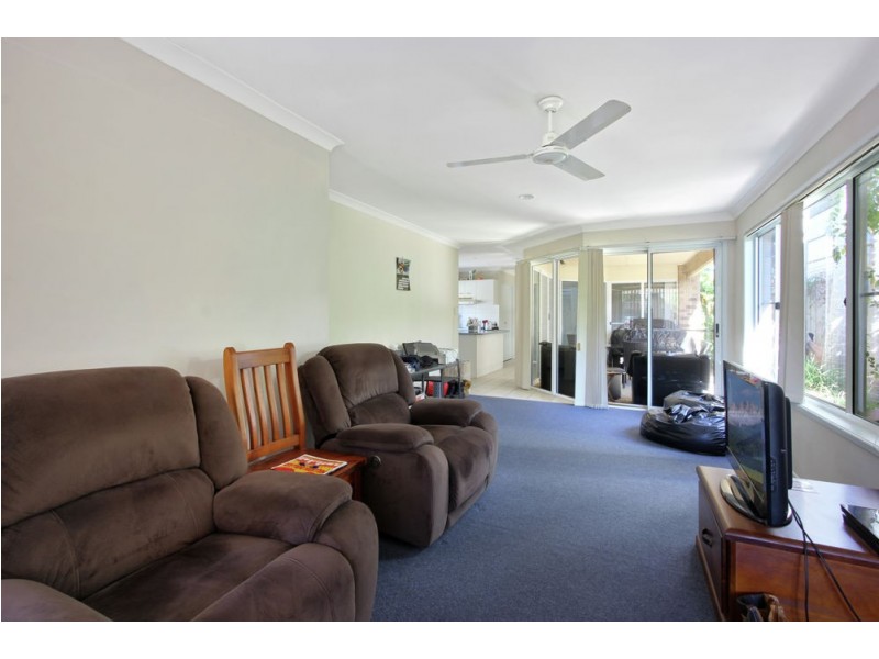 32 Heath Street, Forest Lake QLD 4078