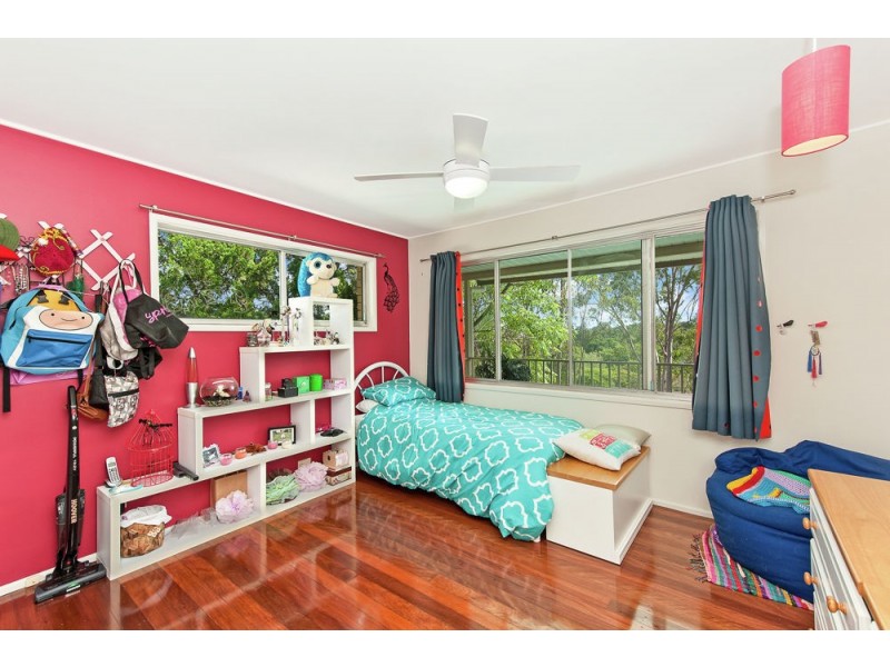 5 Byambee Street, Kenmore QLD 4069