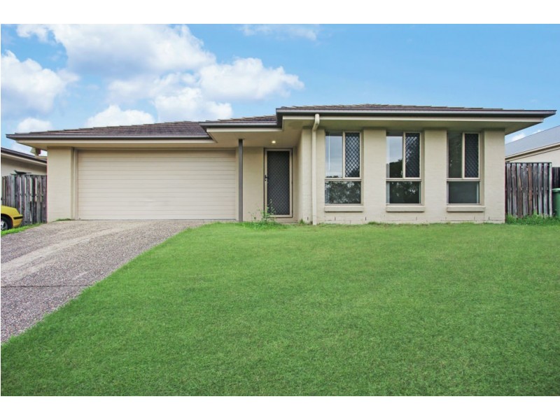 17 Roach Crescent, Redbank Plains QLD 4301