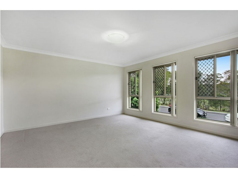 17 Roach Crescent, Redbank Plains QLD 4301