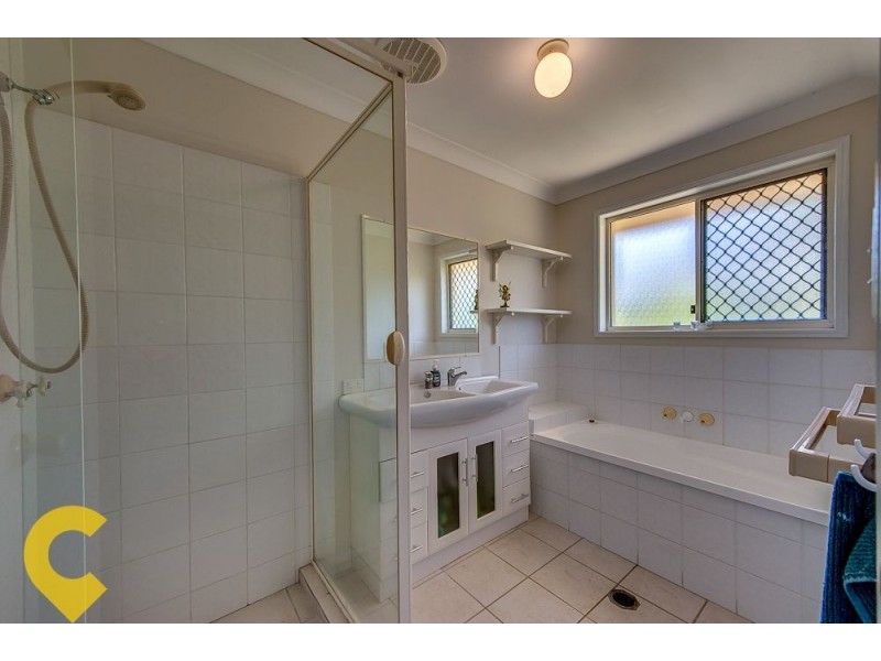 2 Leyburn Crescent, Forest Lake QLD 4078