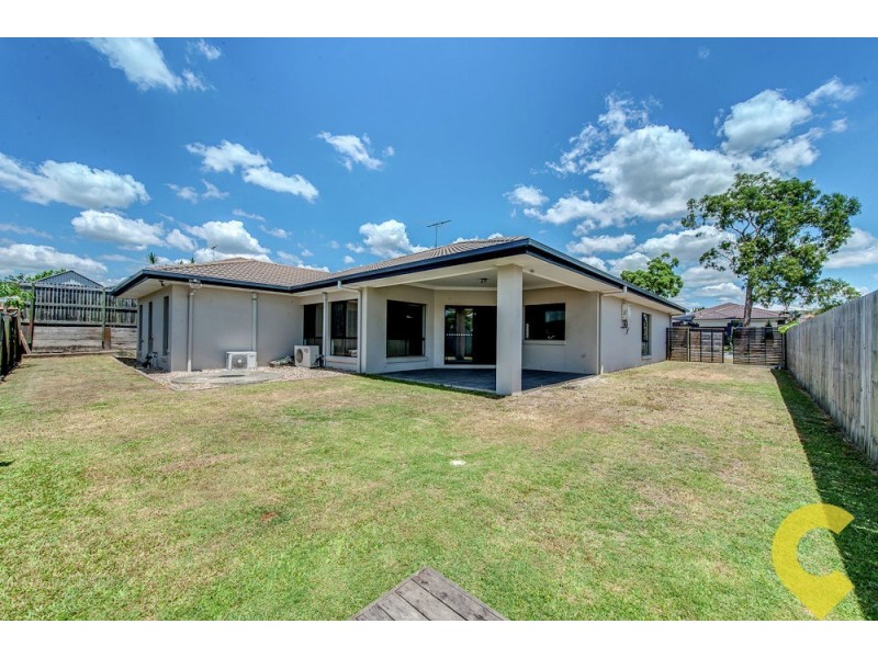 8 Aspen St, Heathwood QLD 4110