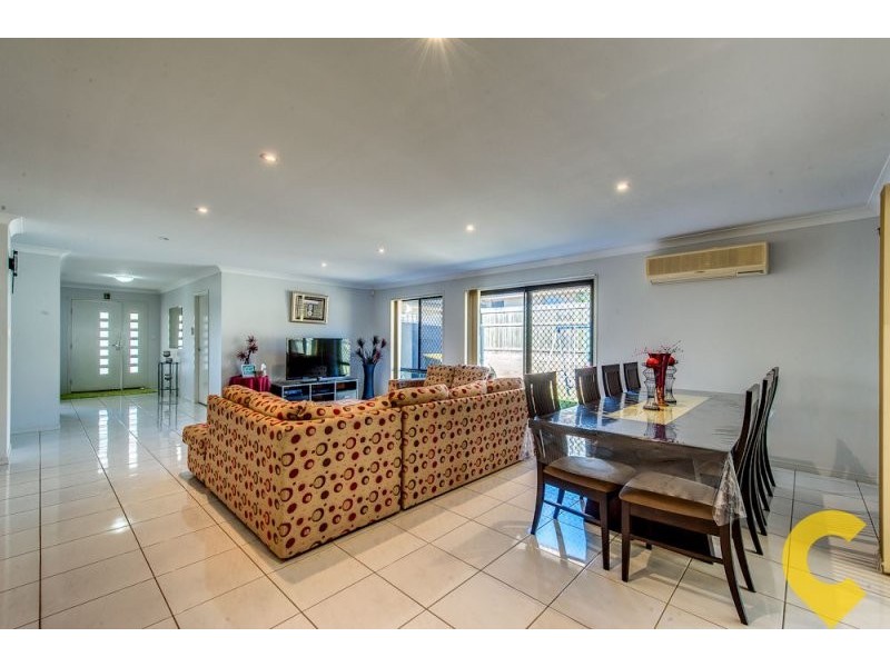 15 Ironbark Place, Heathwood QLD 4110