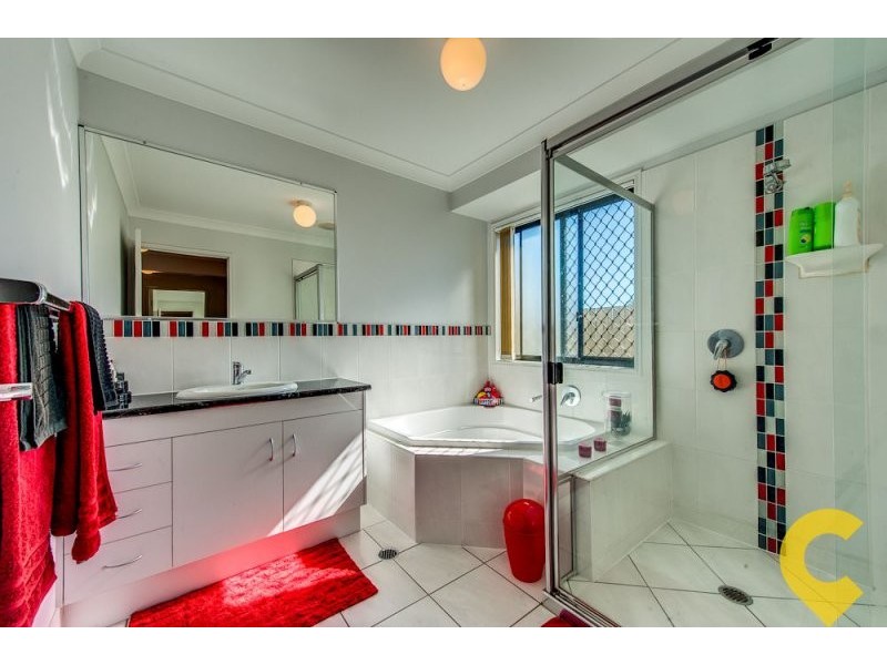 15 Ironbark Place, Heathwood QLD 4110