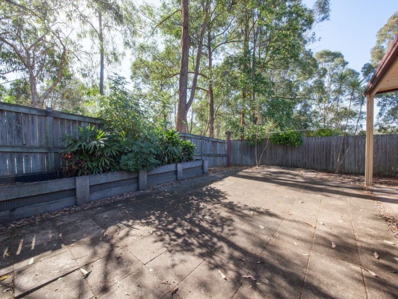 8 Wentworth Close, Forest Lake QLD 4078