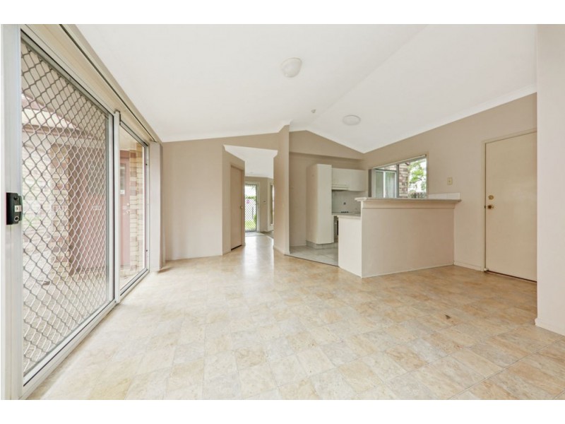 24 Heath Street, Forest Lake QLD 4078