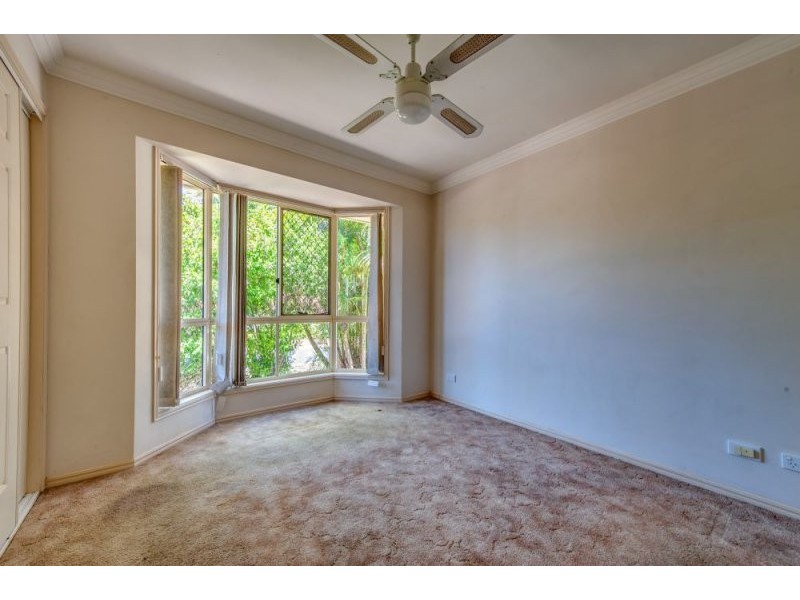 6 Chiswick Place, Forest Lake QLD 4078