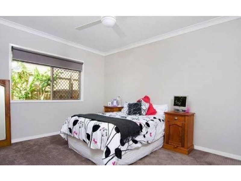 6 Gardenia Circuit, Heathwood QLD 4110