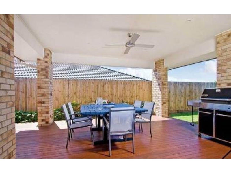 6 Gardenia Circuit, Heathwood QLD 4110