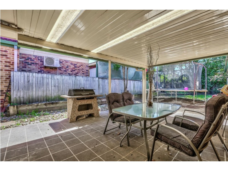 18 Rimu Crescent, Forest Lake QLD 4078