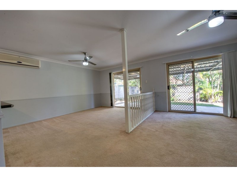 1 Patula Close, Forest Lake QLD 4078