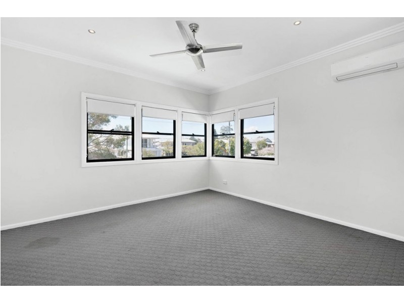 79 Strong Avenue, Graceville QLD 4075