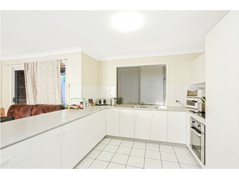 79 Jindabyne Circuit, Forest Lake QLD 4078