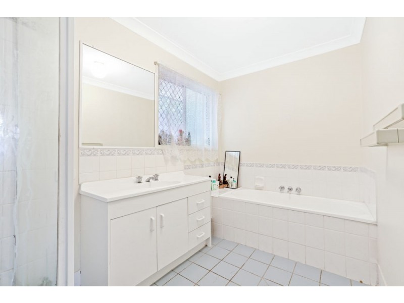 79 Jindabyne Circuit, Forest Lake QLD 4078