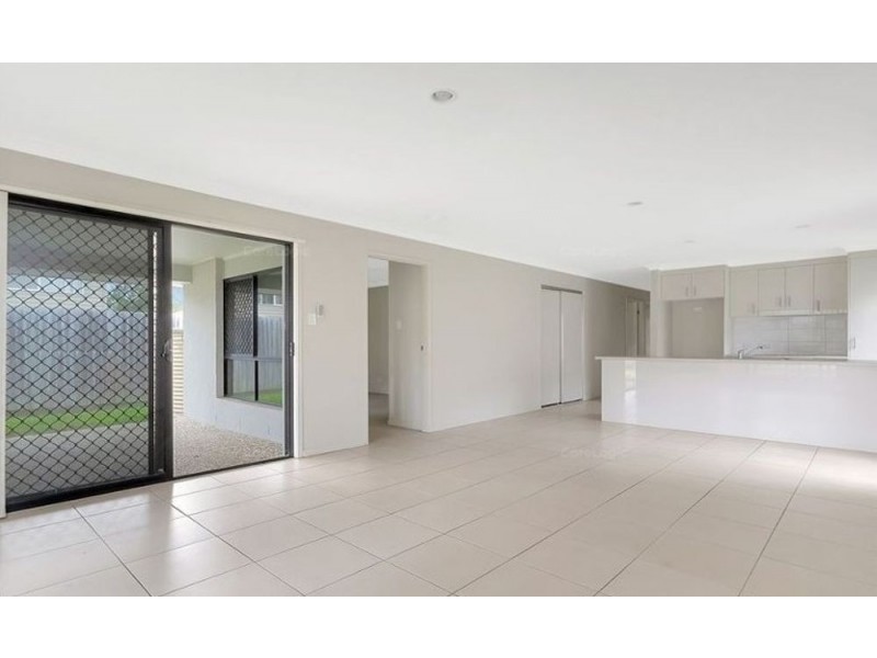 14 Lilly Pilly Street, Heathwood QLD 4110