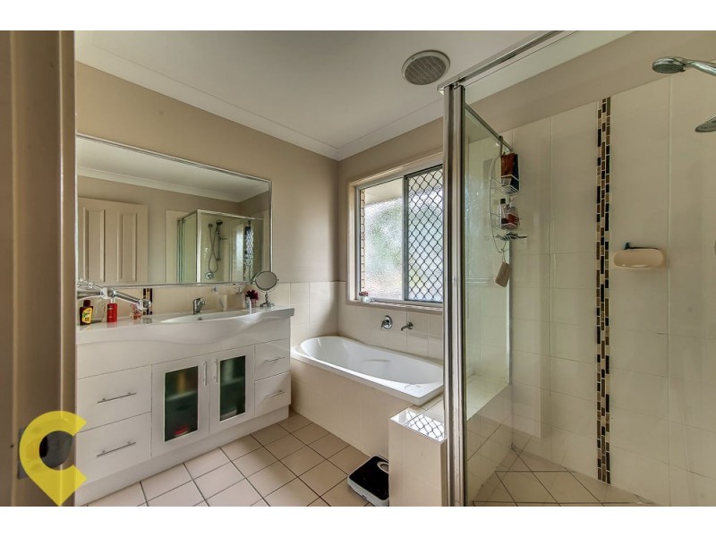 17 Glenhaven Place, Durack QLD 4077