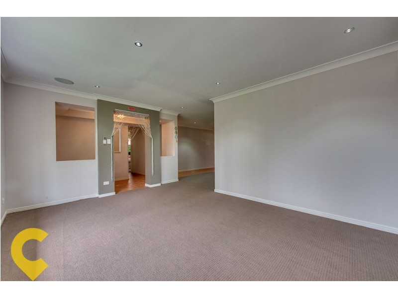 13 Muscovy Place, Forest Lake QLD 4078