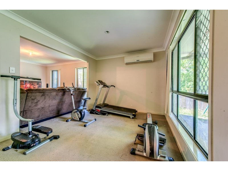 3 Grange St, Redbank Plains QLD 4301