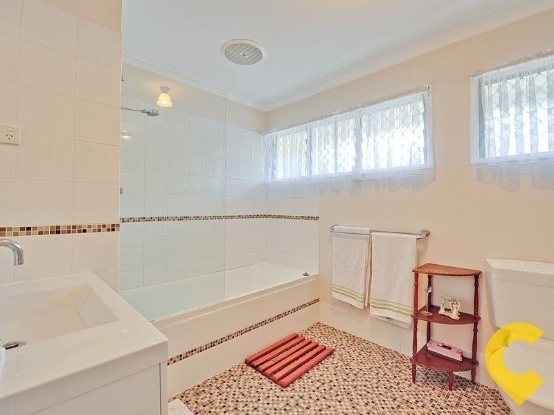 25 Enid Street, Bracken Ridge QLD 4017