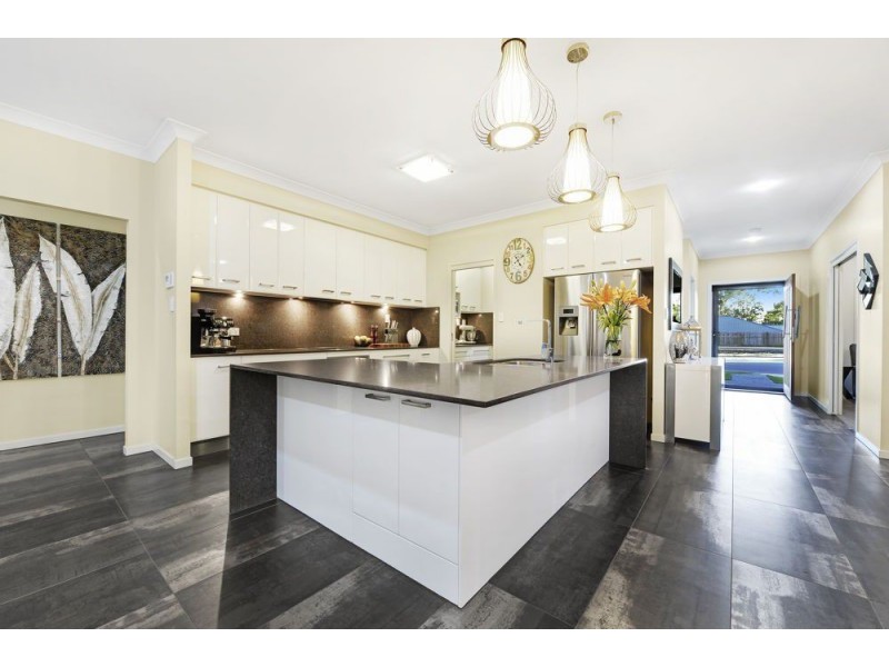 2 Childs Street, Bracken Ridge QLD 4017