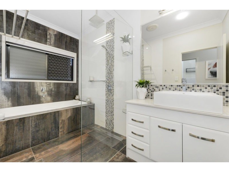 2 Childs Street, Bracken Ridge QLD 4017