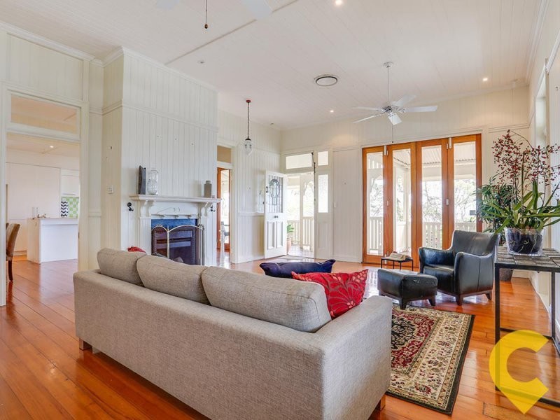 46 Eagle Terrace, Sandgate QLD 4017