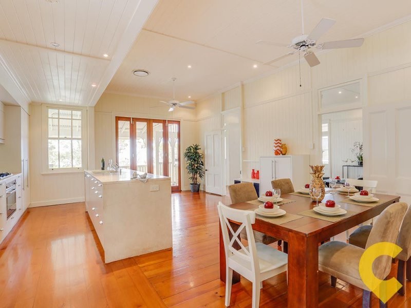 46 Eagle Terrace, Sandgate QLD 4017