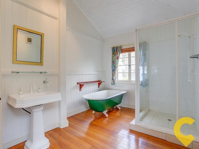 46 Eagle Terrace, Sandgate QLD 4017