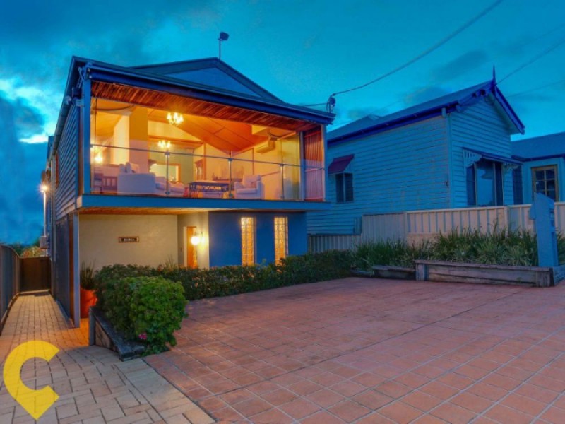 110 Shorncliffe Parade, Shorncliffe QLD 4017