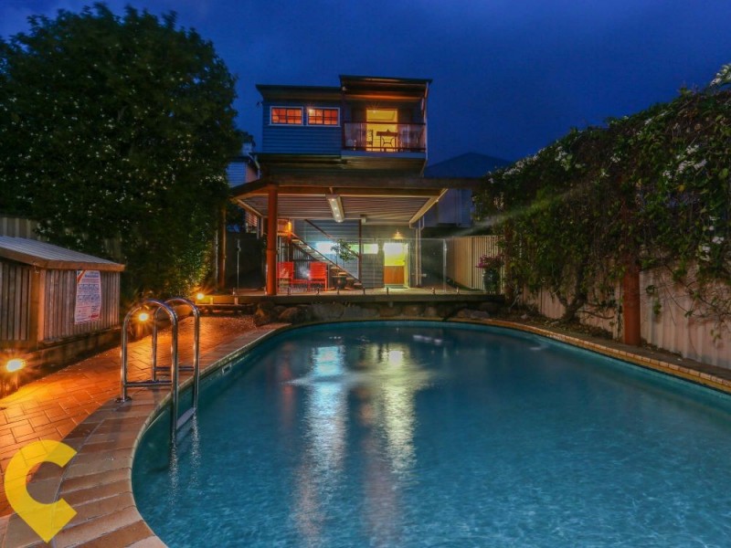 110 Shorncliffe Parade, Shorncliffe QLD 4017
