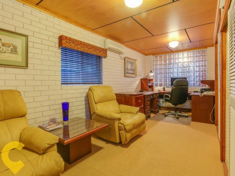 110 Shorncliffe Parade, Shorncliffe QLD 4017