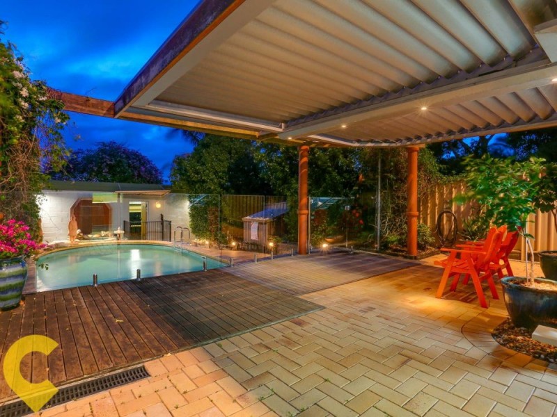 110 Shorncliffe Parade, Shorncliffe QLD 4017