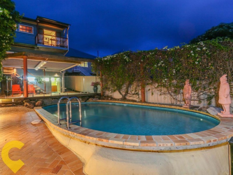 110 Shorncliffe Parade, Shorncliffe QLD 4017