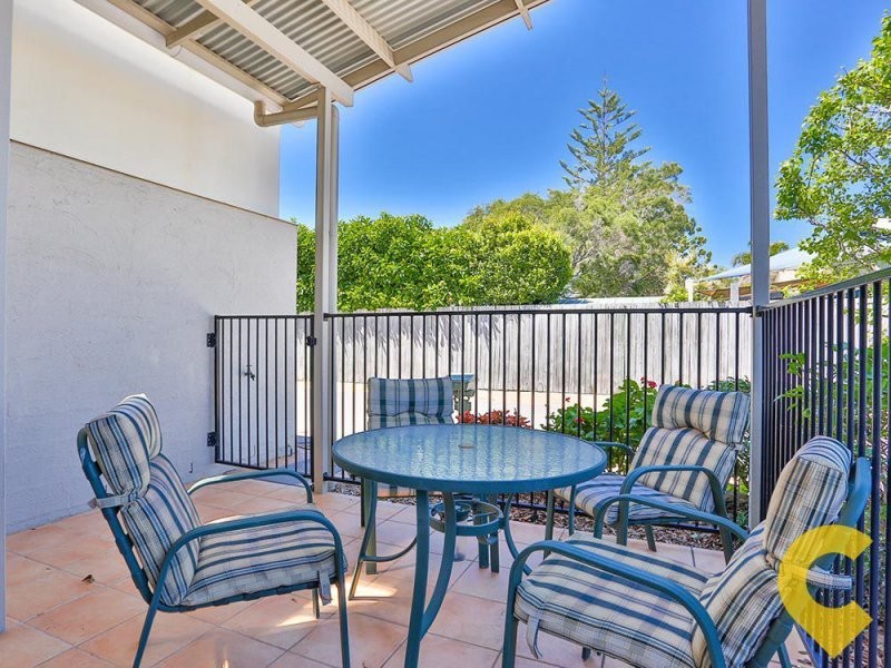 2/15 Twelfth Avenue, Brighton QLD 4017