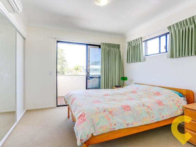 2/15 Twelfth Avenue, Brighton QLD 4017