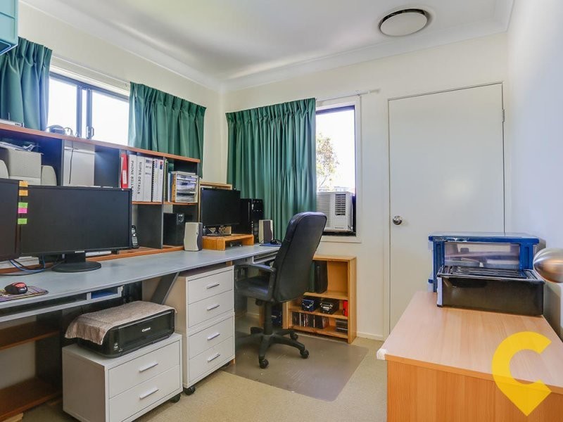 2/15 Twelfth Avenue, Brighton QLD 4017