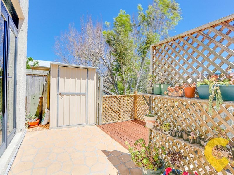 2/15 Twelfth Avenue, Brighton QLD 4017