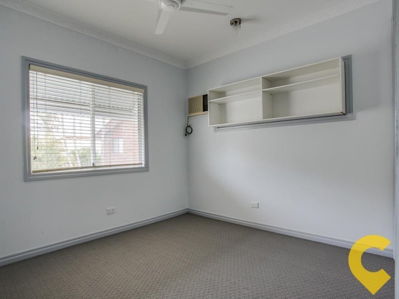 10 Signal Row, Shorncliffe QLD 4017