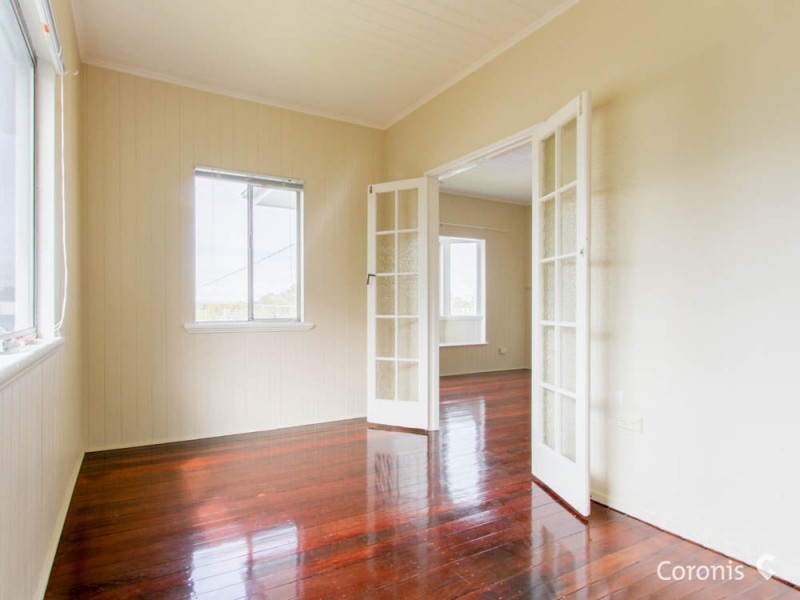 140 Rainbow Street, Sandgate QLD 4017