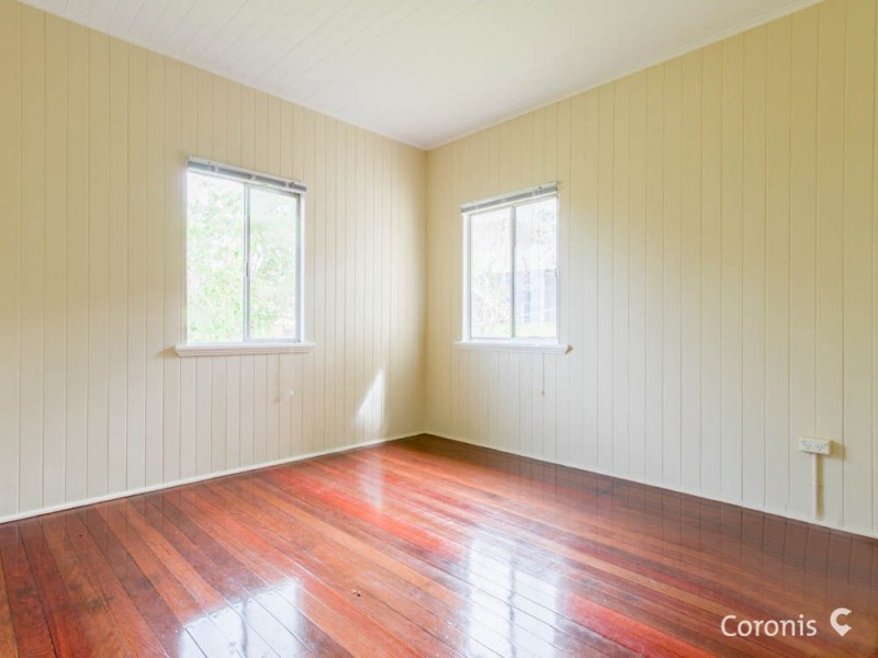 140 Rainbow Street, Sandgate QLD 4017