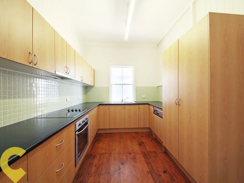 4 Cotton Street, Shorncliffe QLD 4017