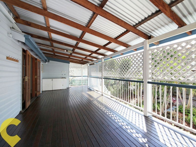 4 Cotton Street, Shorncliffe QLD 4017