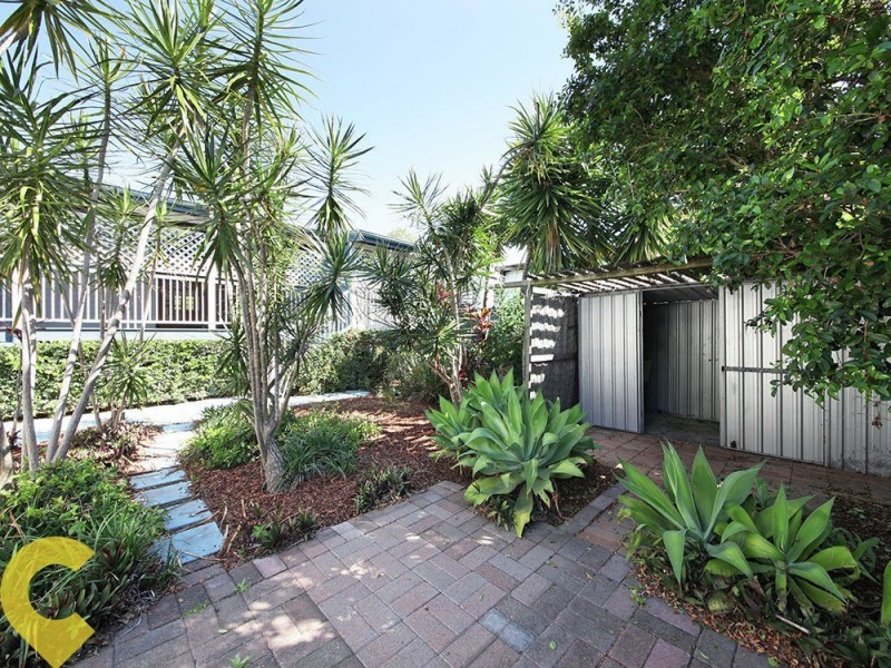 4 Cotton Street, Shorncliffe QLD 4017