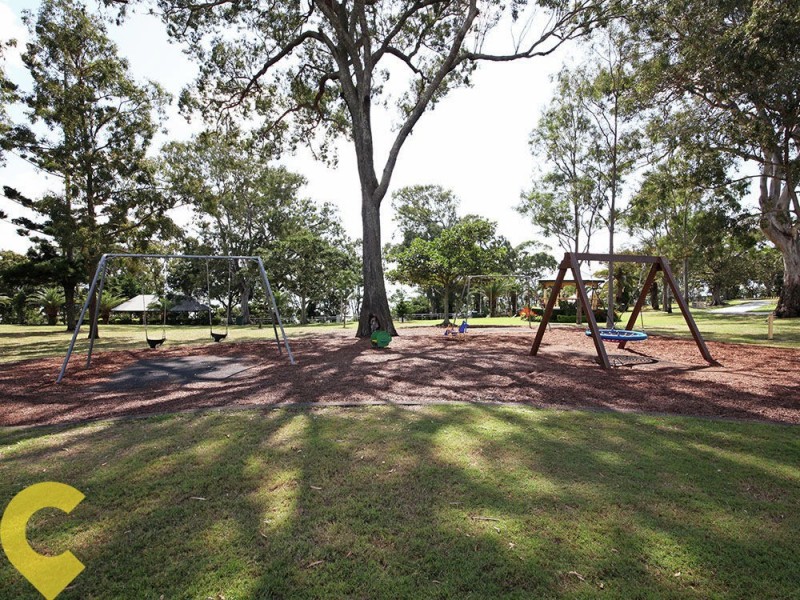 4 Cotton Street, Shorncliffe QLD 4017